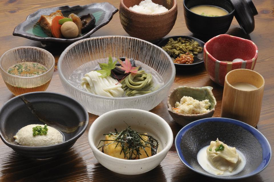 豆腐料理 花びし（花びし定食）