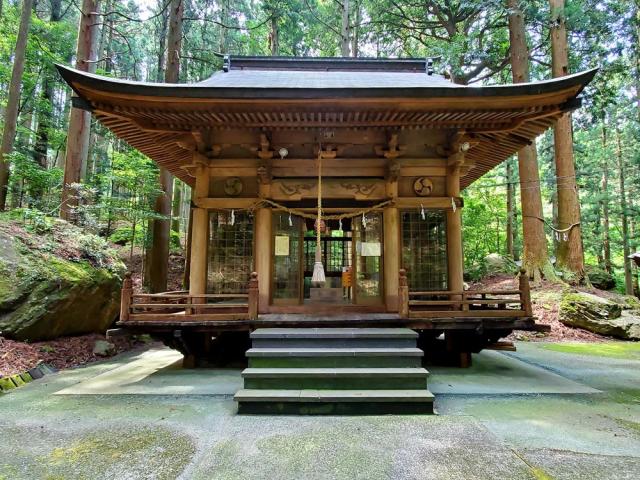 穴森神社